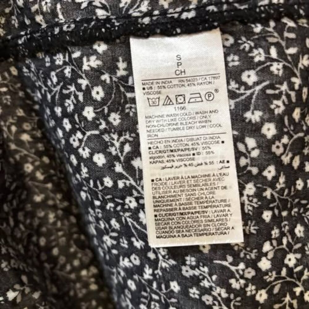 Old Navy Floral Long Sleeve Blouse - Picture 4 of 5